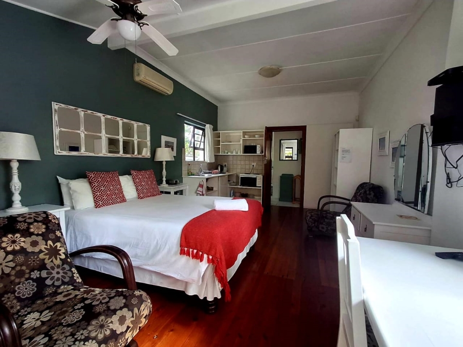 7 Bedroom Property for Sale in Baysville Eastern Cape